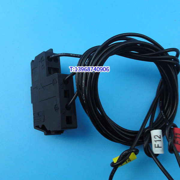 NSX100m分励脱扣器 辅助接点 配施耐德NSX160m消防强切 分离跳闸线圈 MX OF
